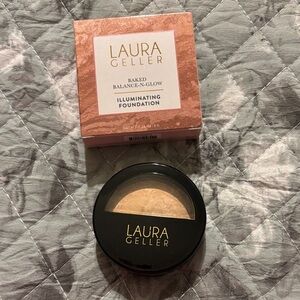 Laura Geller Baked Balance-N-Glow Foundation - Gold